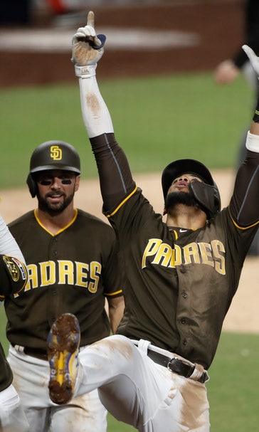 Hedges caps Padres' rally in 5-4 win vs Nationals